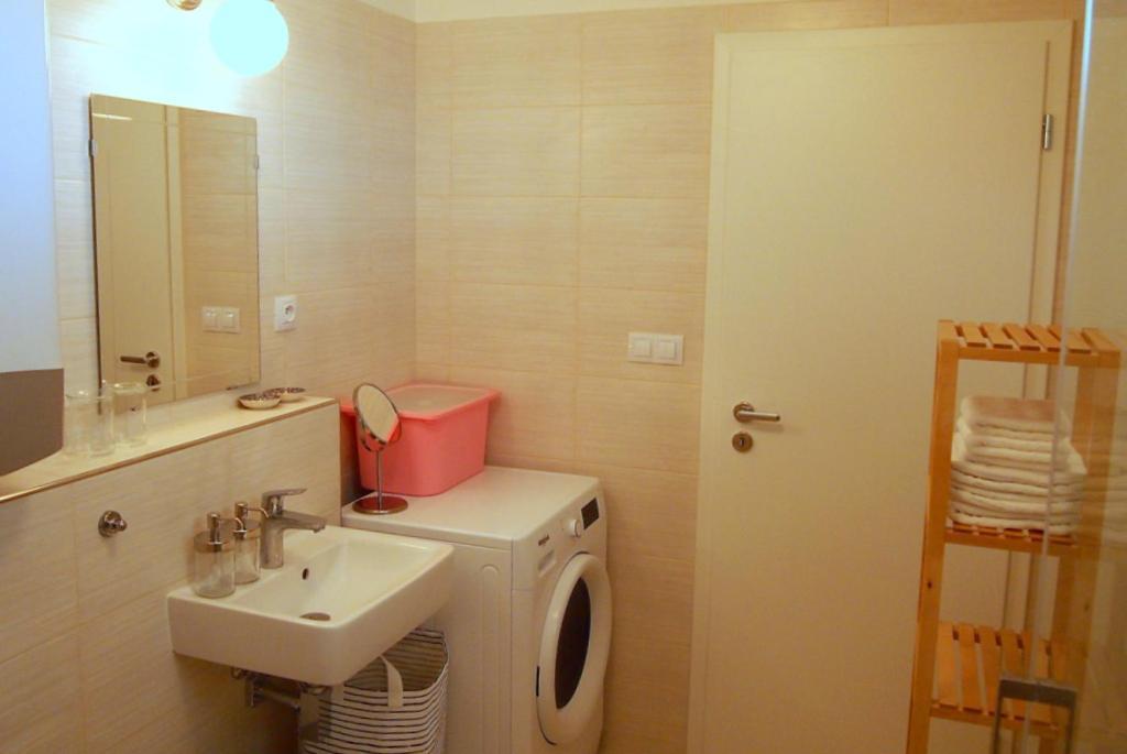 Apartman Sysel Apartment Микулов Екстериор снимка